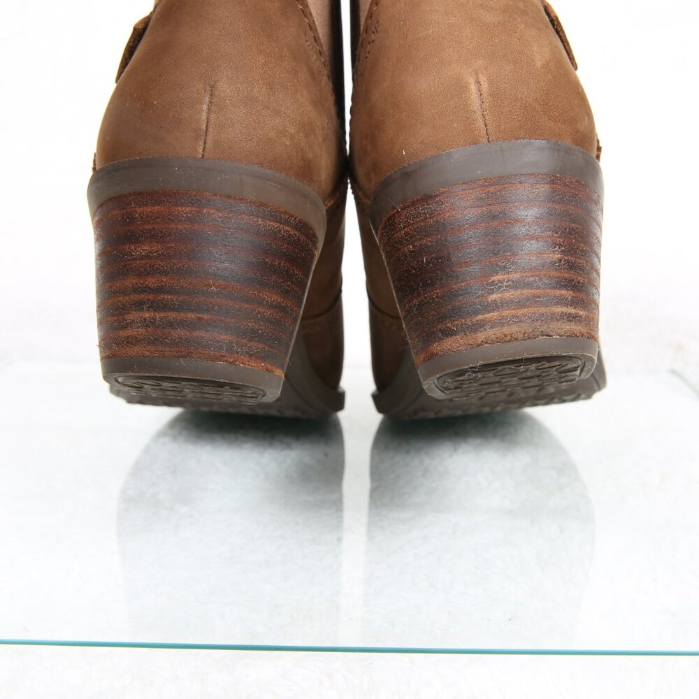 Teva Brown Ankle Boots - Picture 11 of 15
